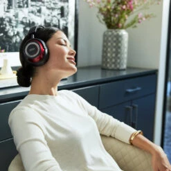 Mark Levinson No. 5909 Wireless Noise Cancelling Headphones -Trendy Electronic Audio Supplies Store 0256804a 520f 4155 b2f9 5759d61604d9 1050x1050 1