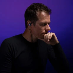 64 Audio Volür In-Ear Monitors -Trendy Electronic Audio Supplies Store 1 1050x1050 1