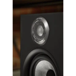 Bowers & Wilkins 607 S2 Bookshelf Speakers - OPEN BOX -Trendy Electronic Audio Supplies Store 607 Trim Black 1050x1050 1