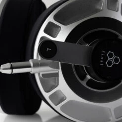 Final Audio D8000 Pro Edition Planar Magnetic Headphones 23 Final Audio D8000 Pro Edition Planar Magnetic Headphones -Trendy Electronic Audio Supplies Store 7J1A2674 1050x1050 1