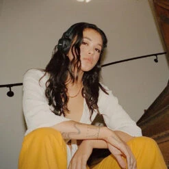 Marshall Major IV Wireless On-Ear Headphones -Trendy Electronic Audio Supplies Store 81vMw QLpYL. AC SL1500 1050x1050 1