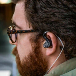 64 Audio U18s In-Ear Monitors -Trendy Electronic Audio Supplies Store Andrey U18s 01 1050x1050 1