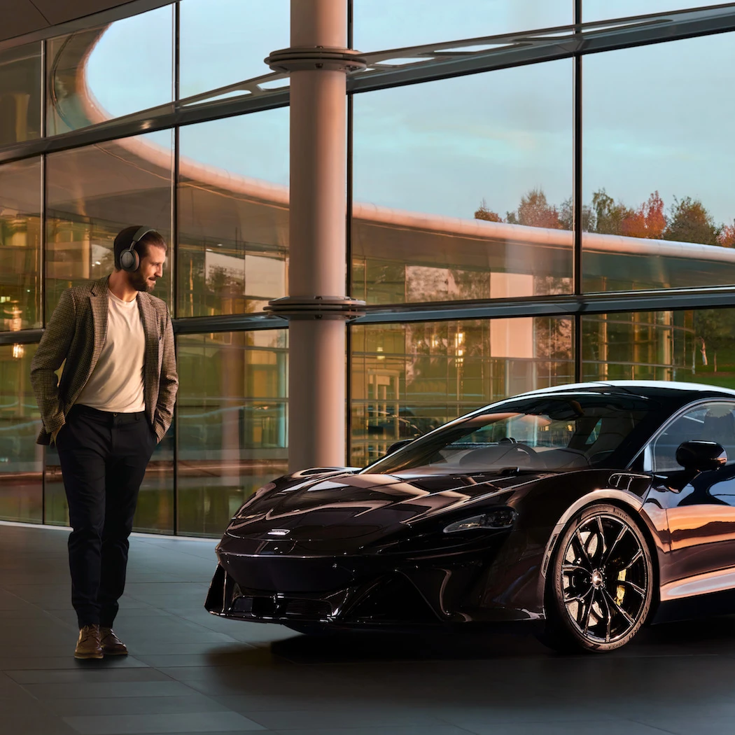 Bowers & Wilkins Px8 McLaren Edition Wireless Noise Cancelling Headphones 11 Bowers & Wilkins Px8 McLaren Edition Wireless Noise Cancelling Headphones - Image 9