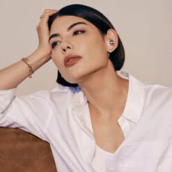 Bowers & Wilkins Pi7 S2 True Wireless Earbuds -Trendy Electronic Audio Supplies Store BW20 20Pi720S220 20Canvas20White20 20Campaign20 201x120 206 1050x1050 1