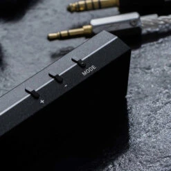 Cayin RU6 USB Dongle R-2R DAC / Headphone Amp -Trendy Electronic Audio Supplies Store Cayin RU6 13 1050x1050 1