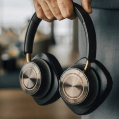 Dali IO-12 Wireless Noise Cancelling Hi-Fi Headphones -Trendy Electronic Audio Supplies Store DALI20IO 1220 20Aarhus20Airport2069 1050x1050 1