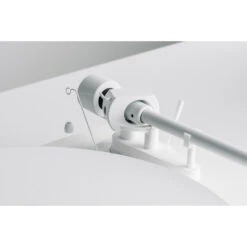 Pro-Ject Debut Pro White Edition Turntable -Trendy Electronic Audio Supplies Store Debut PRO White Edtion 8 1050x1050 1