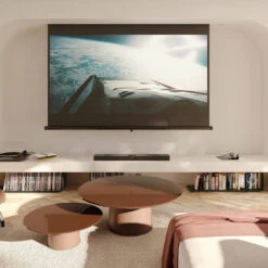 Devialet Dione Soundbar With Dolby Atmos -Trendy Electronic Audio Supplies Store Dione Lifestyle Projecteur 2000x 1050x1050 1