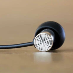 Final Audio E3000C In-Ear Headphones With Remote And Microphone -Trendy Electronic Audio Supplies Store Final Audio E3000 03 2000x 1050x1050 1