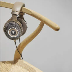 Focal Clear Mg Open-Back Headphones 23 Focal Clear Mg Open-Back Headphones -Trendy Electronic Audio Supplies Store Focal Clear Mg Canada 1050x1050 1