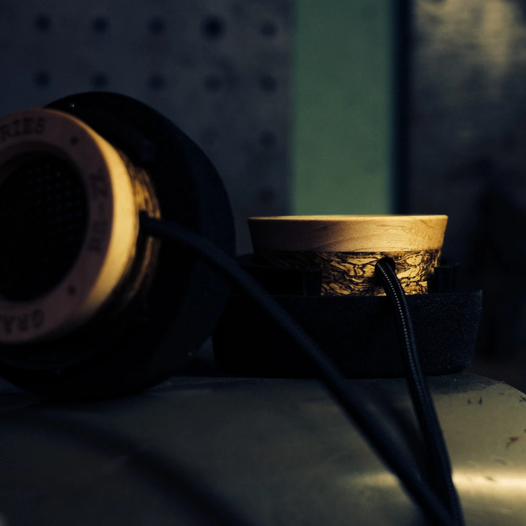 Grado RS2x Reference Series Headphones 10 Grado RS2x Reference Series Headphones - Image 8