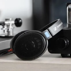 Sennheiser HD 600 Open-Back Headphones 17 Sennheiser HD 600 Open-Back Headphones -Trendy Electronic Audio Supplies Store HD600 Amp 1050x1050 1