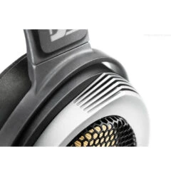 Sennheiser HE 1 Flagship Electrostatic Headphone System 23 Sennheiser HE 1 Flagship Electrostatic Headphone System -Trendy Electronic Audio Supplies Store HE 1 Product shot cutout Detail Heatsink 01 1050x1050 1