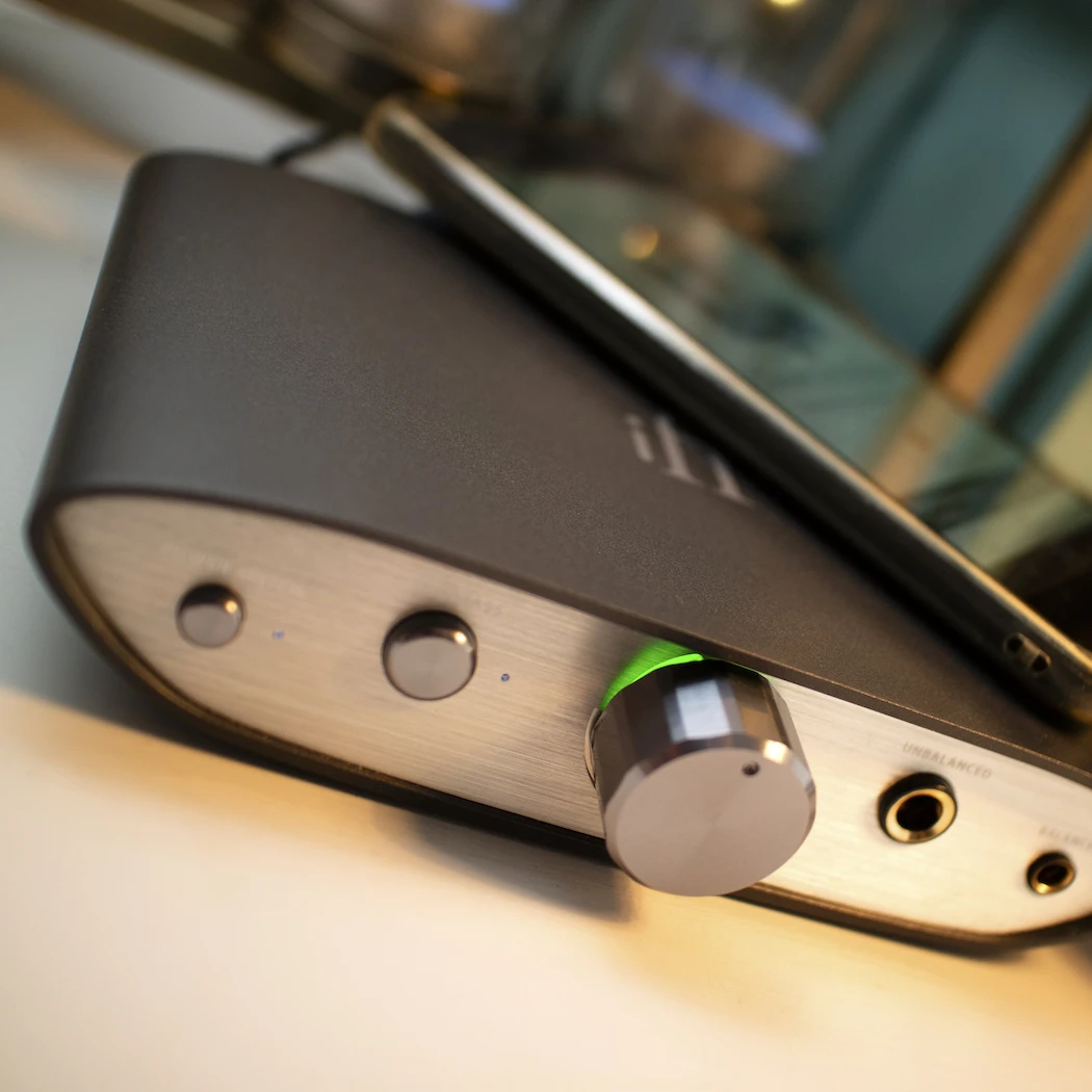 IFi ZEN DAC V2 — Desktop USB DAC And Headphone Amplifier 10 IFi ZEN DAC V2 — Desktop USB DAC And Headphone Amplifier - Image 8