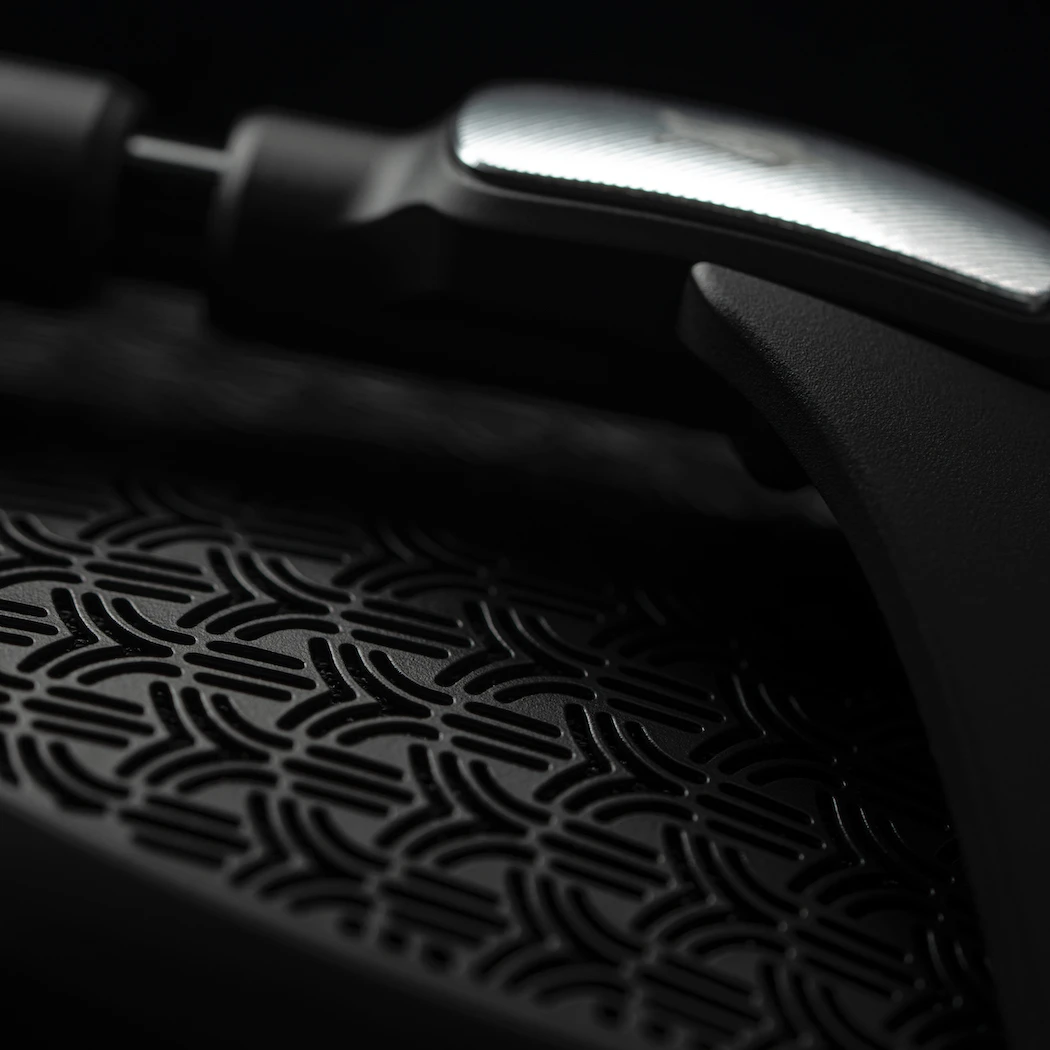 Meze Empyrean II Isodynamic Planar Magnetic Headphones 15 Meze Empyrean II Isodynamic Planar Magnetic Headphones - Image 13