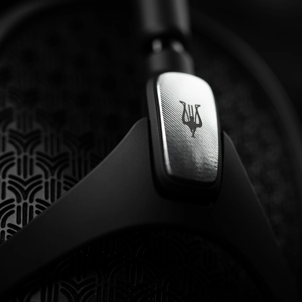 Meze Empyrean II Isodynamic Planar Magnetic Headphones 17 Meze Empyrean II Isodynamic Planar Magnetic Headphones - Image 15