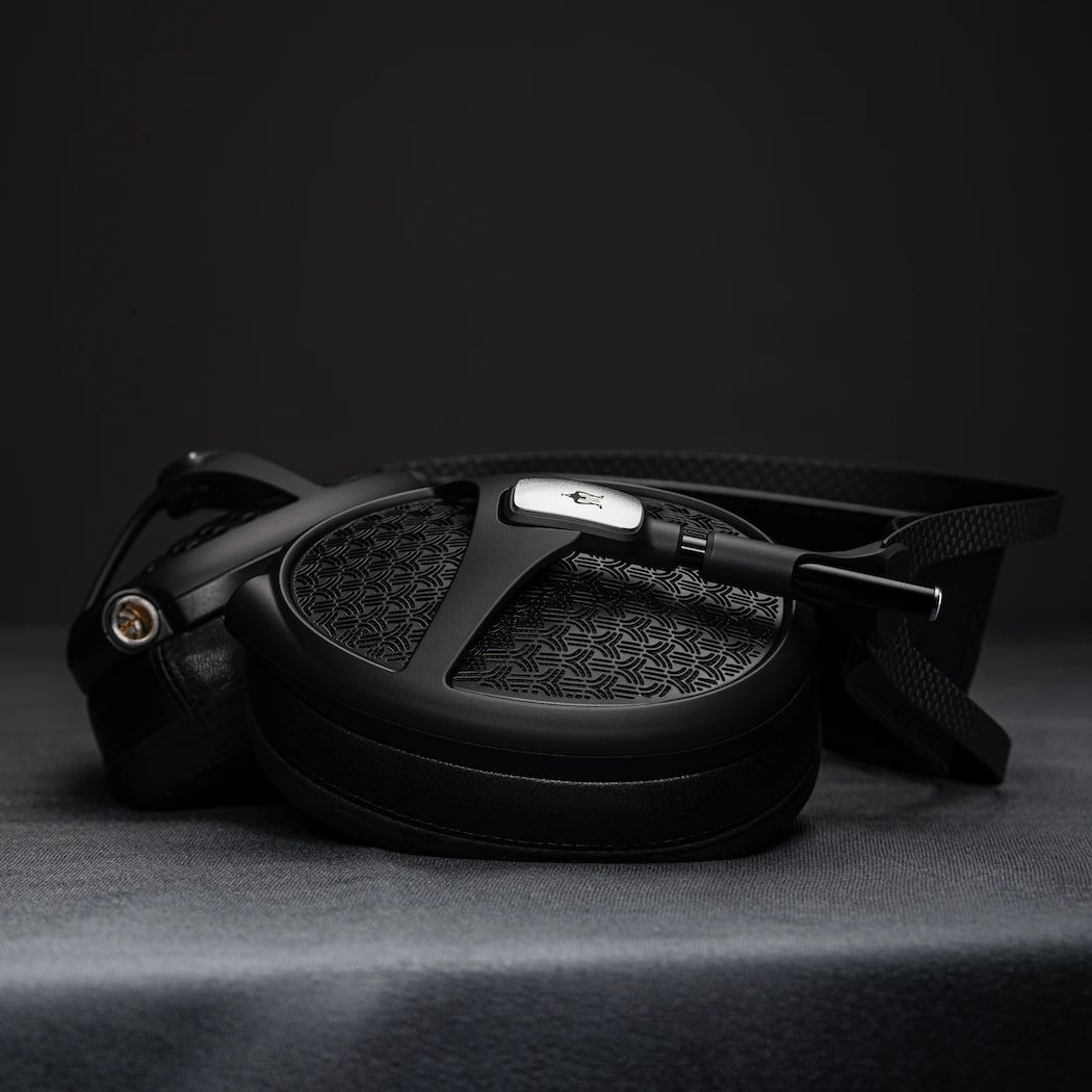 Meze Empyrean II Isodynamic Planar Magnetic Headphones 16 Meze Empyrean II Isodynamic Planar Magnetic Headphones - Image 14