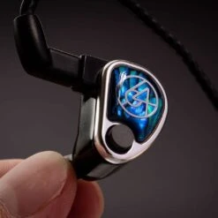 64 Audio Nio In-Ear Monitors -Trendy Electronic Audio Supplies Store Nio Hand 1050x1050 1