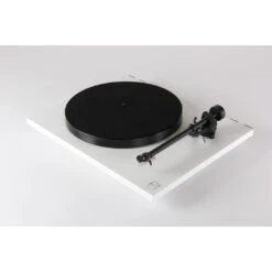 Rega Planar 1 Turntable With Carbon Cartridge -Trendy Electronic Audio Supplies Store P1 white matt2 1050x1050 1