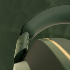 Bowers & Wilkins Px7 S2e Wireless Noise Cancelling Headphones -Trendy Electronic Audio Supplies Store Px720S2e20Forest20Green20Beauty20720 201x1 1050x1050 1