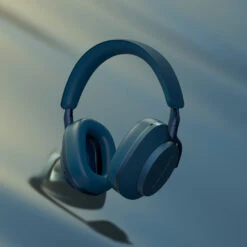 Bowers & Wilkins Px7 S2e Wireless Noise Cancelling Headphones -Trendy Electronic Audio Supplies Store Px720S2e20Ocean20Blue20Beauty20220 201x1 1050x1050 1