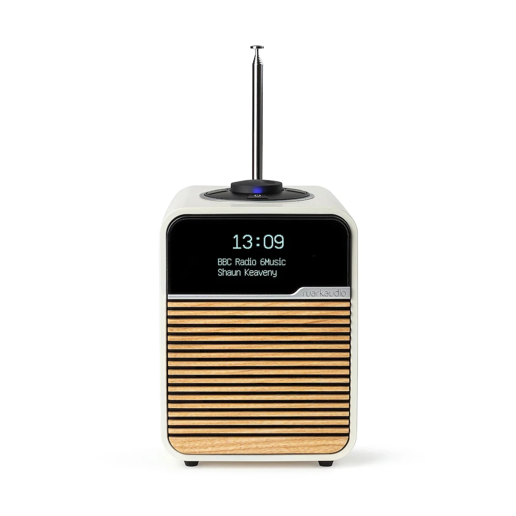 Ruark Audio R1 Radio With FM / Bluetooth 4 Ruark Audio R1 Radio With FM / Bluetooth - Image 2