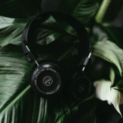 Grado SR60x Prestige Series Headphones -Trendy Electronic Audio Supplies Store SR60x Grado Labs 1050x1050 1