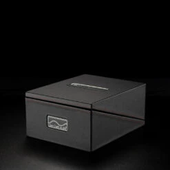 Dan Clark Audio STEALTH Planar Magnetic Closed Headphones -Trendy Electronic Audio Supplies Store Stealth Box 2 1050x1050 1