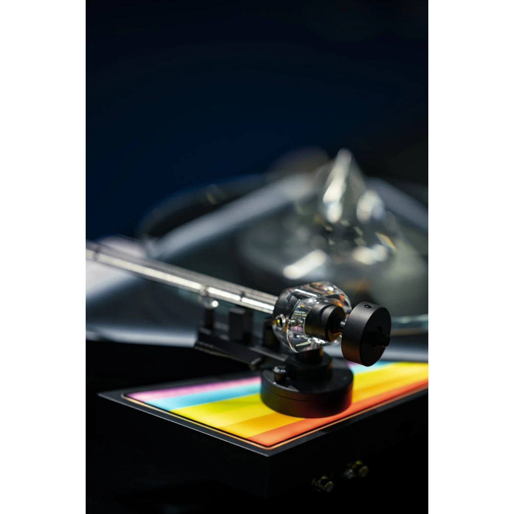 Pro-Ject The Dark Side Of The Moon Special Edition Turntable 12 Pro-Ject The Dark Side Of The Moon Special Edition Turntable - Image 10
