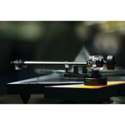 Pro-Ject The Dark Side Of The Moon Special Edition Turntable 19 Pro-Ject The Dark Side Of The Moon Special Edition Turntable -Trendy Electronic Audio Supplies Store The Dark Side of the Moon Presenation Concept Design 2 1050x1050 1