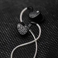 64 Audio U18s In-Ear Monitors -Trendy Electronic Audio Supplies Store U18s Hero FEB 2022 2 1050x1050 1