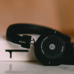 Grado GW100x Wireless Series Open-Back Headphones -Trendy Electronic Audio Supplies Store editorial 04 gw100x 1050x1050 1