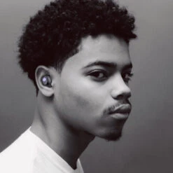 Grado GT220 True Wireless In-Ear Headphones -Trendy Electronic Audio Supplies Store gt200 feature 1050x1050 1