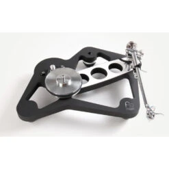 Rega Planar10 Turntable With Apheta 3 Cartridge -Trendy Electronic Audio Supplies Store planar 10 gallery 02 2 1050x1050 1