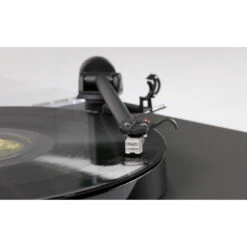 Rega Planar 1 Turntable With Carbon Cartridge -Trendy Electronic Audio Supplies Store planar 1 matt gallery 04 1050x1050 1