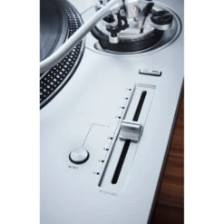 Technics SL-1200GR Grand Class Direct Drive Turntable - IN STORE SPECIAL 18 Technics SL-1200GR Grand Class Direct Drive Turntable - IN STORE SPECIAL -Trendy Electronic Audio Supplies Store sl 1200gr getinspired 2 1050x1050 1