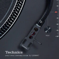 Technics SL-1200MK7 Direct Drive Turntable — Black -Trendy Electronic Audio Supplies Store technics sl1200mk7 2 1800x 1050x1050 2