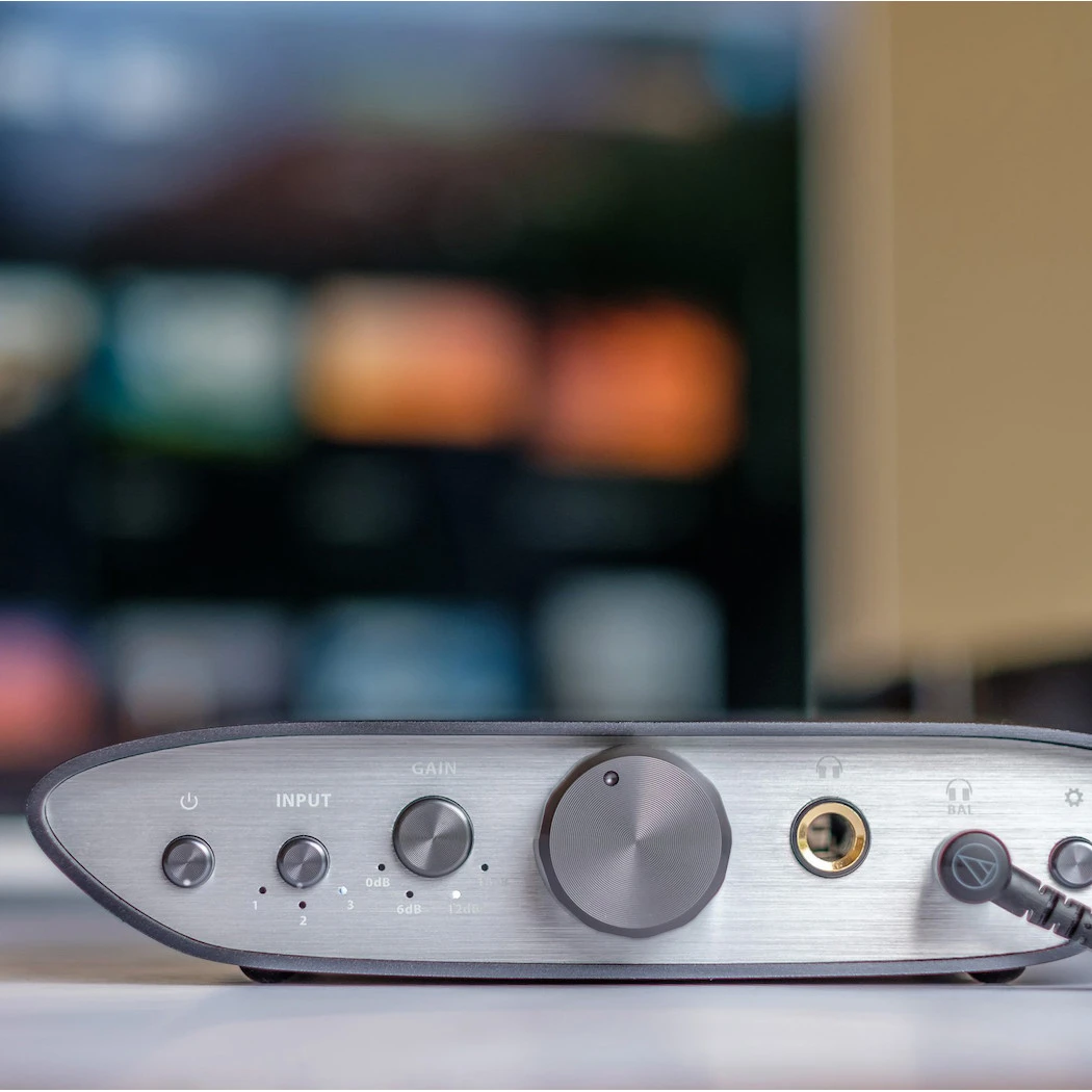 IFi ZEN CAN — Desktop Analogue Headphone Amplifier 9 IFi ZEN CAN — Desktop Analogue Headphone Amplifier - Image 7